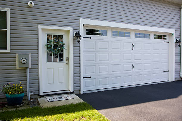 24/7 Emergency Garage Door Panel Replacement experts in Camp Hill, PA